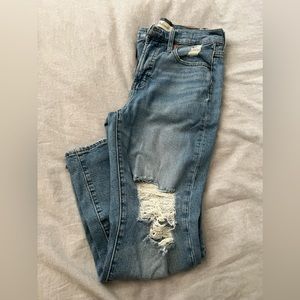 Madewell perfect vintage torn jeans 26P